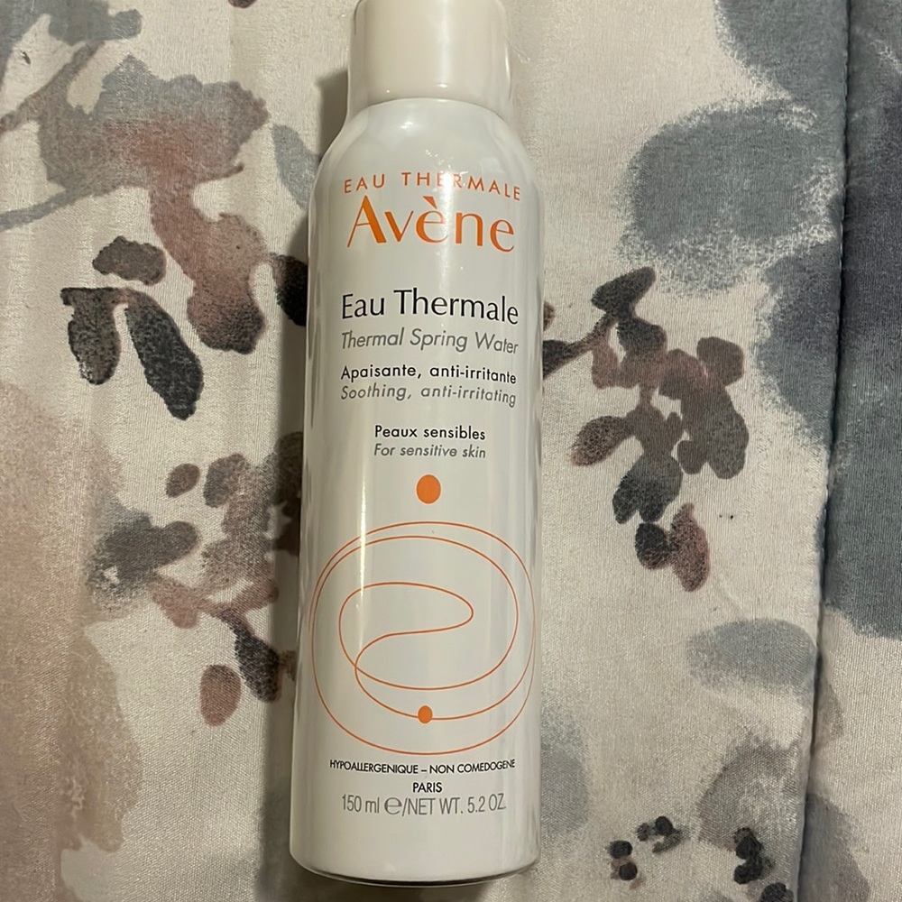 Eau Thermale Spring Water